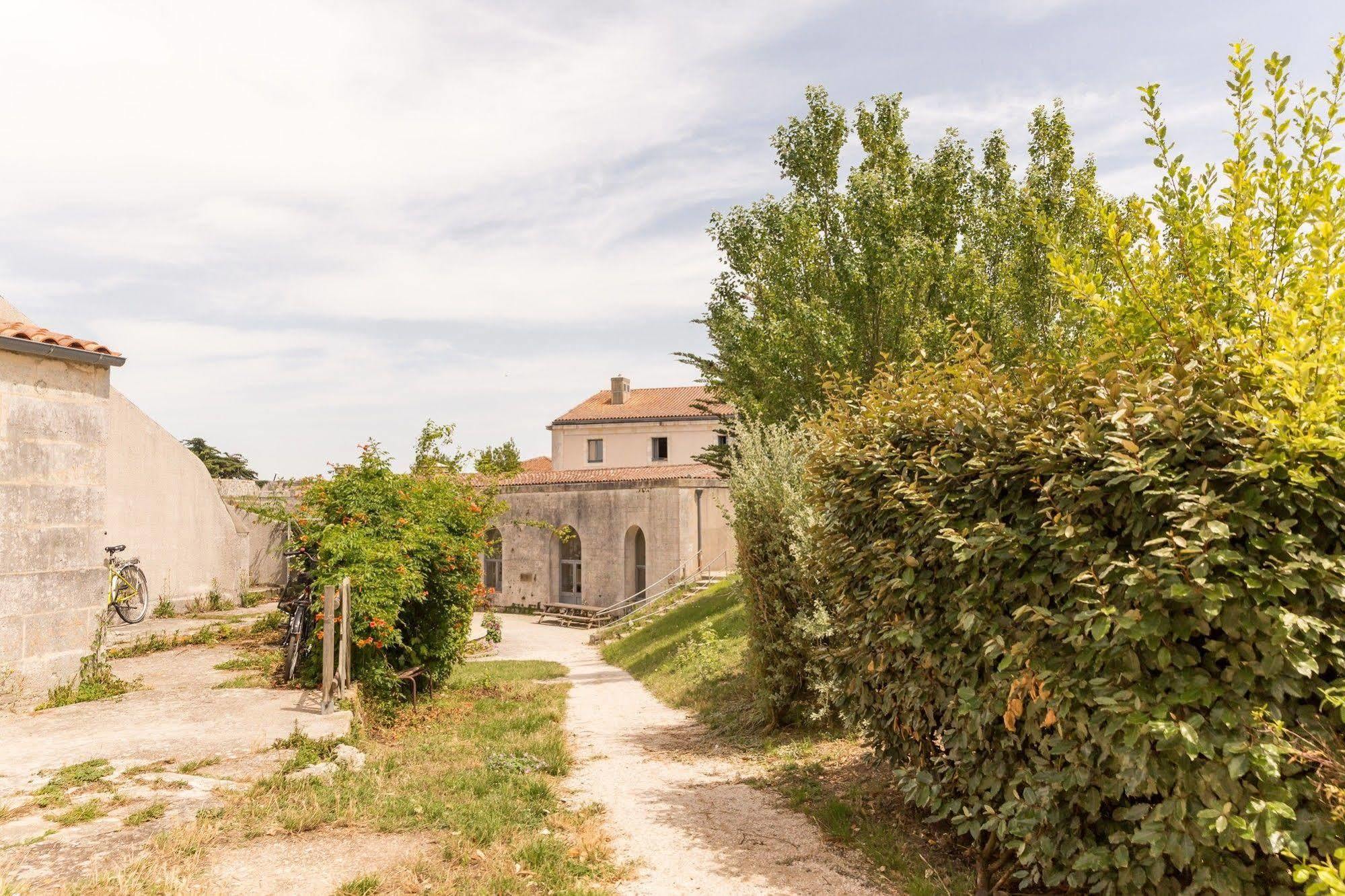 Residence Pierre & Vacances Le Fort De La Rade Ile d'Aix Exterior photo