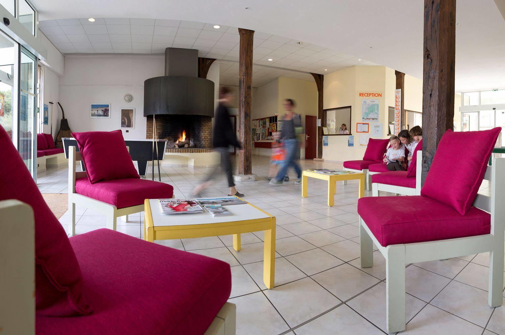 Residence Pierre & Vacances Le Fort De La Rade Ile d'Aix Exterior photo